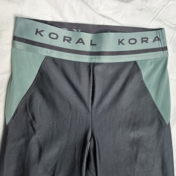 Koral Emblem Infinity Color-Blocked Leggings — Graphite/Sage, Size XS (0–2) - Picture 4 of 4